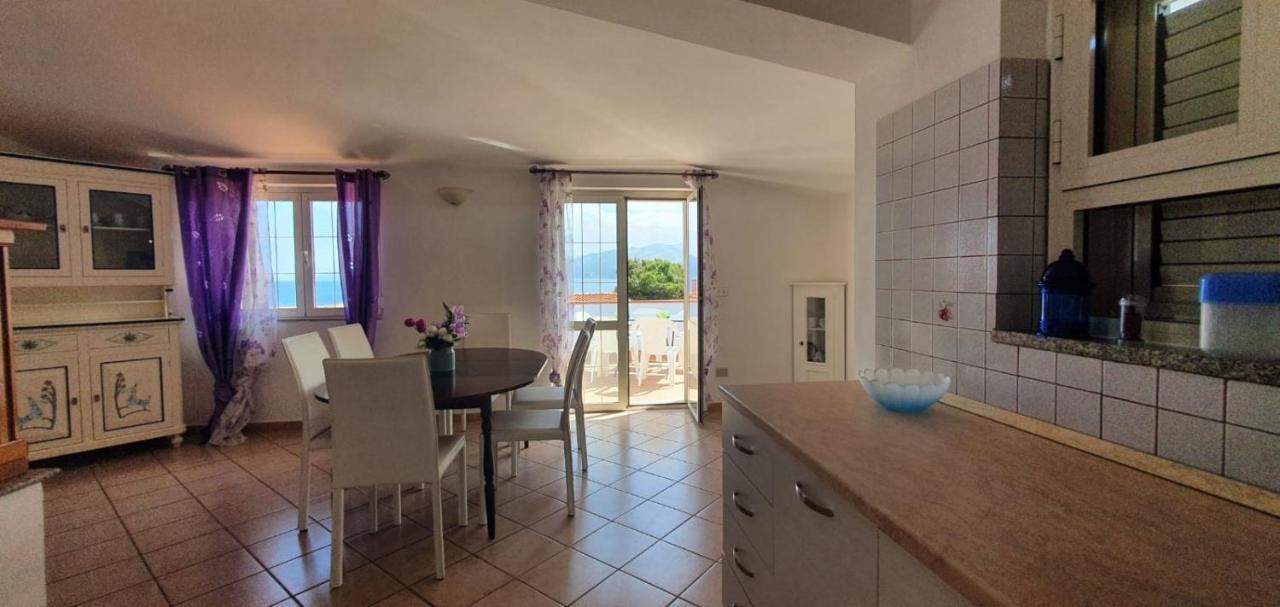 קאלה גונונה Appartamento Terrazza Vista Mare מראה חיצוני תמונה